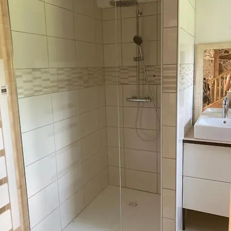 Du Redondet Cisternes-la-Foret